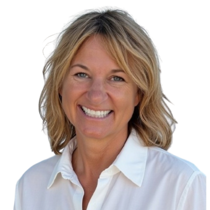 Headshot photo of Jen Pierce